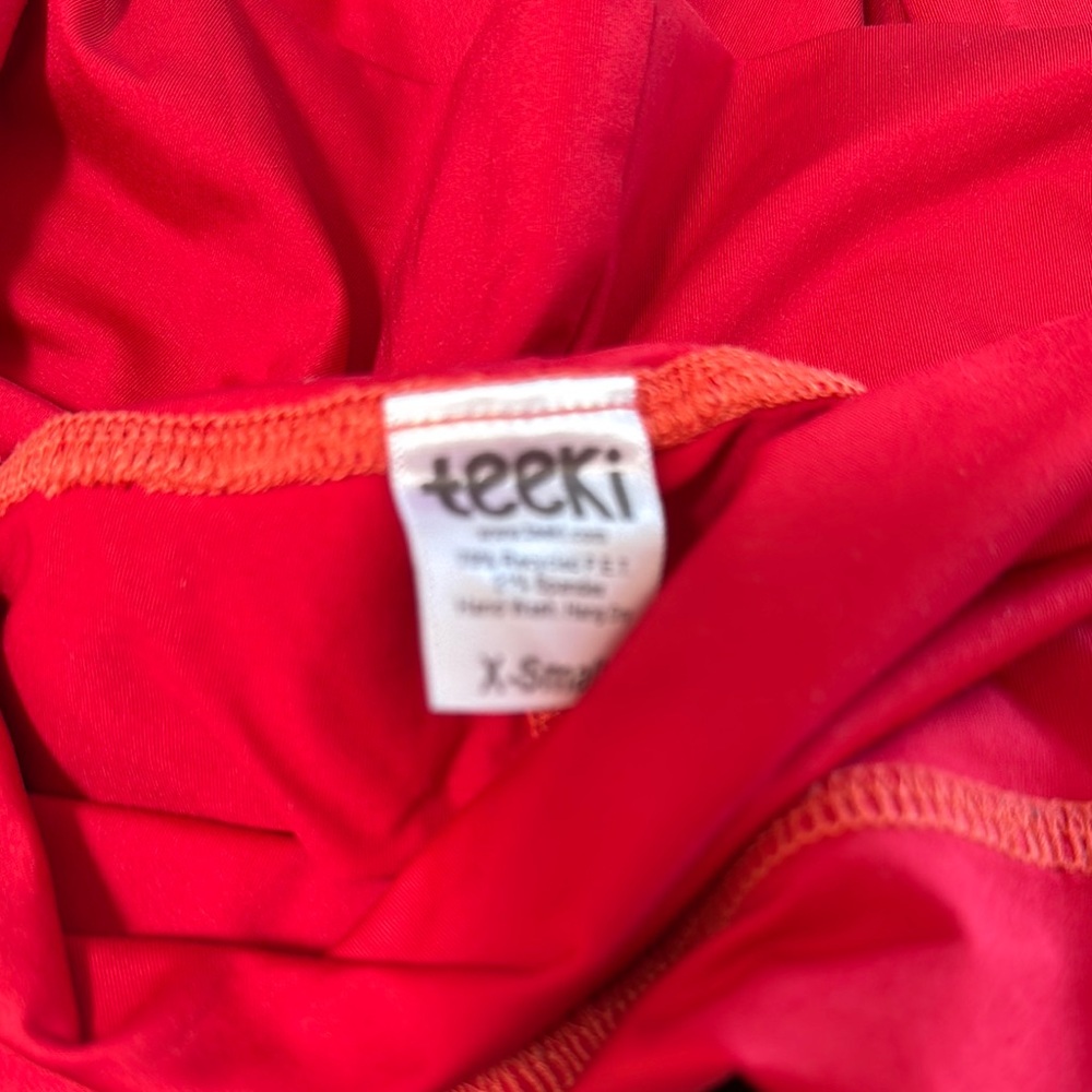 Teeki Vibrant Red Active Leggings - Picture 2 of 2